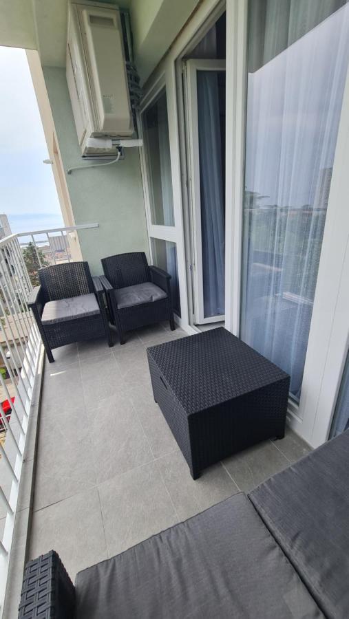 Mias Luxury Apartment غييكا المظهر الخارجي الصورة
