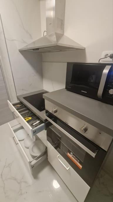 Mias Luxury Apartment غييكا المظهر الخارجي الصورة