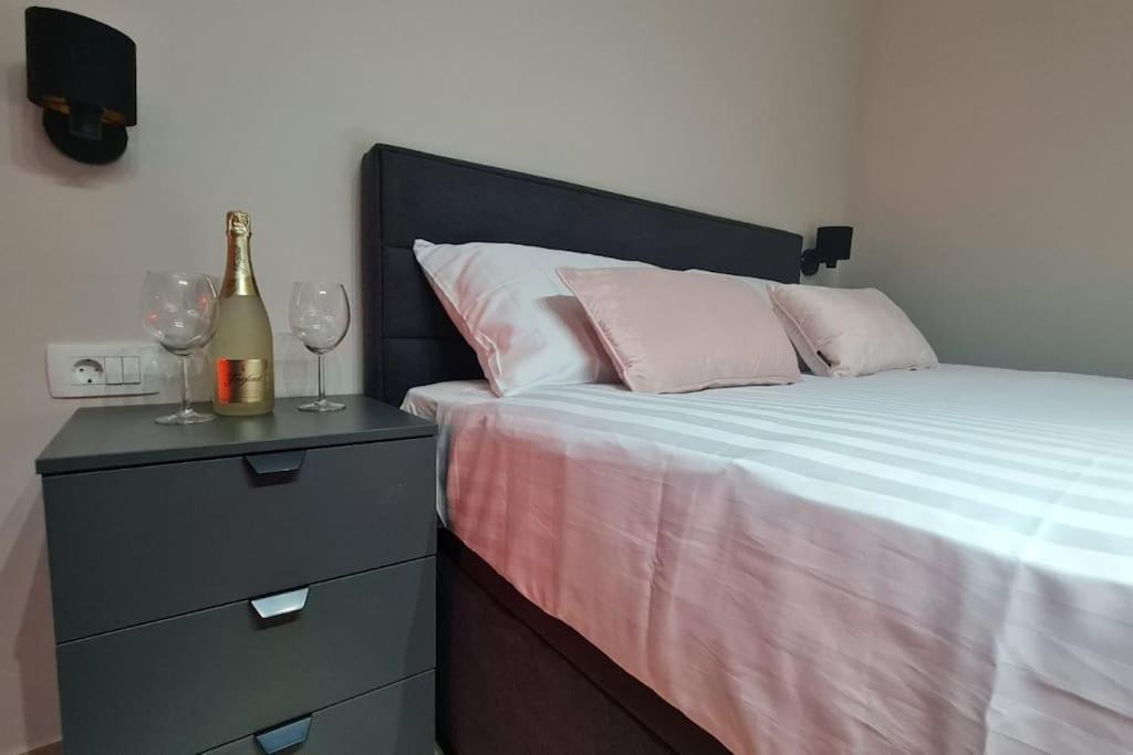 Mias Luxury Apartment غييكا المظهر الخارجي الصورة