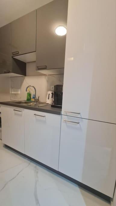 Mias Luxury Apartment غييكا المظهر الخارجي الصورة