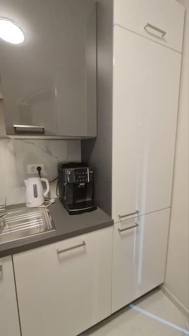 Mias Luxury Apartment غييكا المظهر الخارجي الصورة