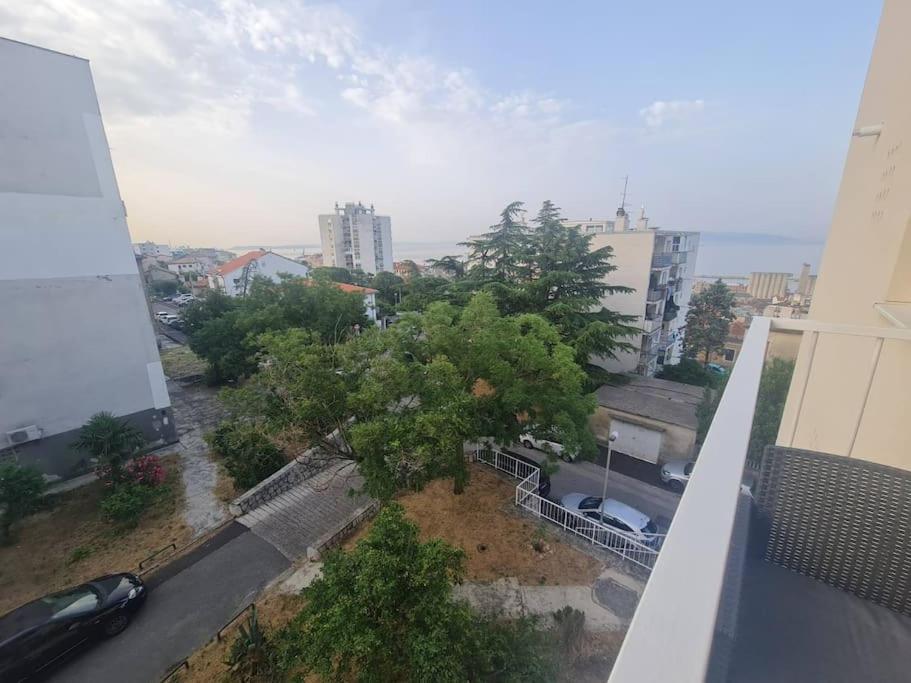 Mias Luxury Apartment غييكا المظهر الخارجي الصورة