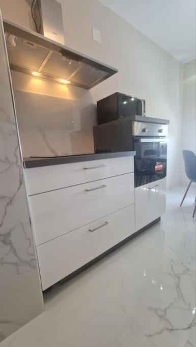 Mias Luxury Apartment غييكا المظهر الخارجي الصورة