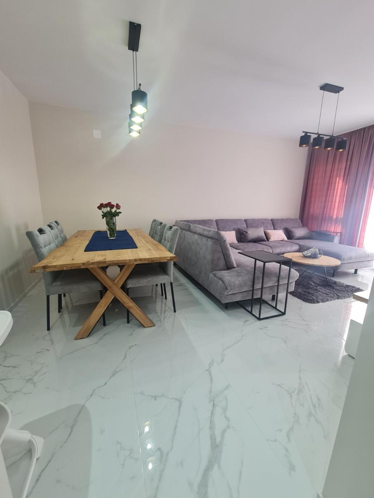 Mias Luxury Apartment غييكا المظهر الخارجي الصورة