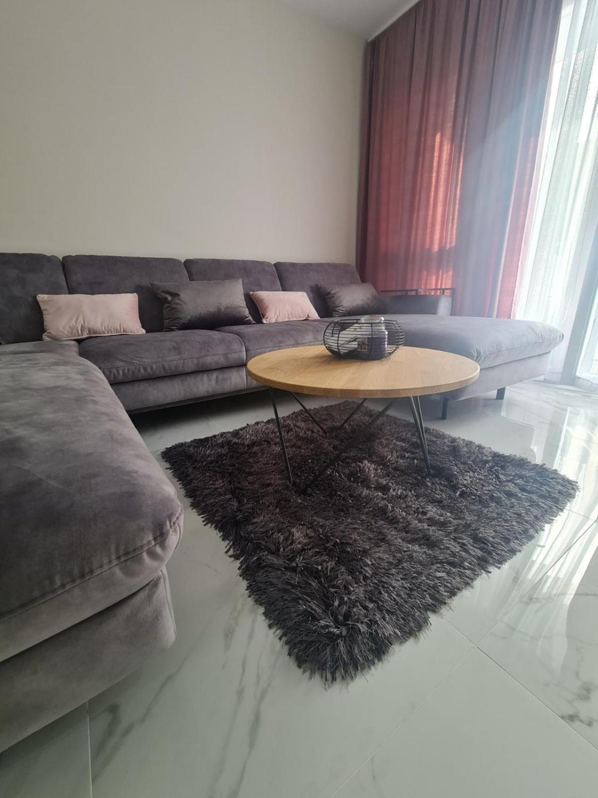 Mias Luxury Apartment غييكا المظهر الخارجي الصورة